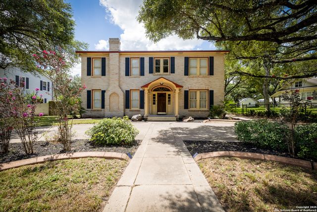 1107 N Adams, Beeville, TX 78102