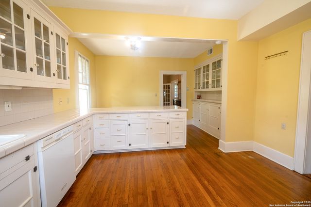 1107 N Adams, Beeville, TX 78102