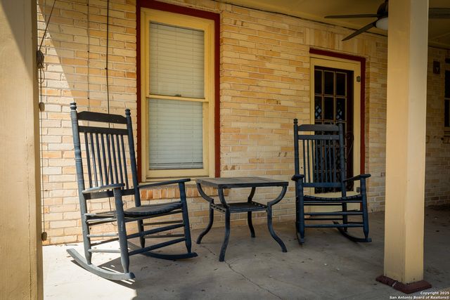 1107 N Adams, Beeville, TX 78102