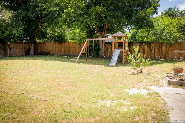 1107 N Adams, Beeville, TX 78102