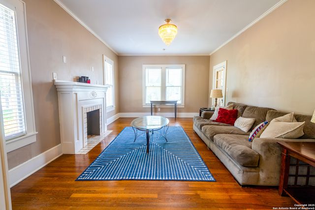 1107 N Adams, Beeville, TX 78102