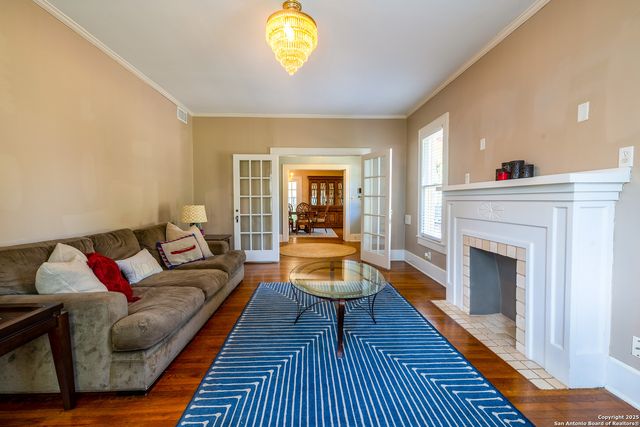 1107 N Adams, Beeville, TX 78102