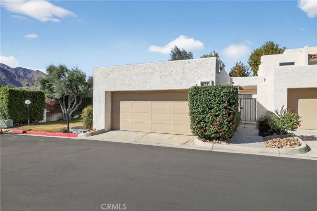 610 Violeta Drive, Palm Springs, CA 92262