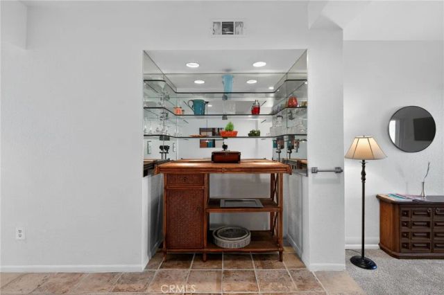 610 Violeta Drive, Palm Springs, CA 92262