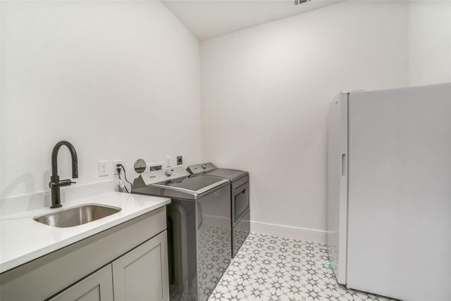 2507 Fountain Breeze Drive, Missouri City, TX 77459