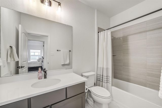 2507 Fountain Breeze Drive, Missouri City, TX 77459