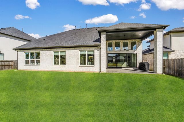 2507 Fountain Breeze Drive, Missouri City, TX 77459