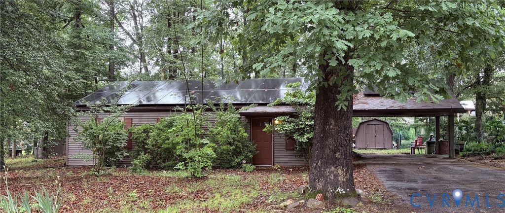 5002 Lost Forest Ct, Richmond, VA 23237