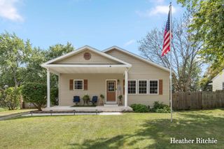 811 Edison Street, Kalamazoo Twp, MI 49004