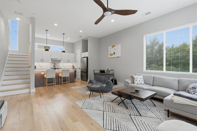 2214 Annex Avenue 101, Dallas, TX 75204