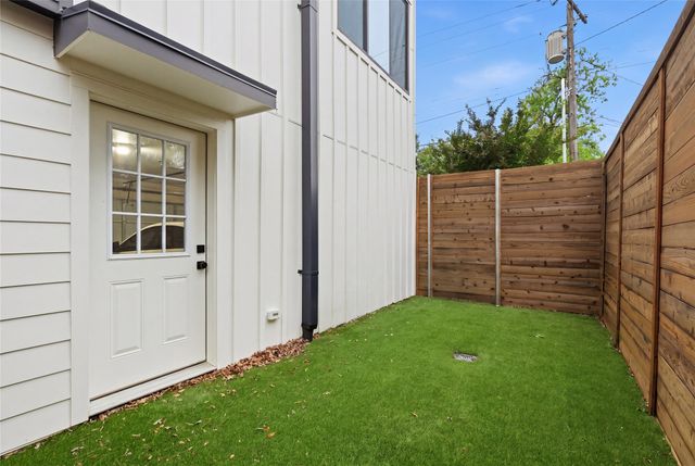 2214 Annex Avenue 101, Dallas, TX 75204