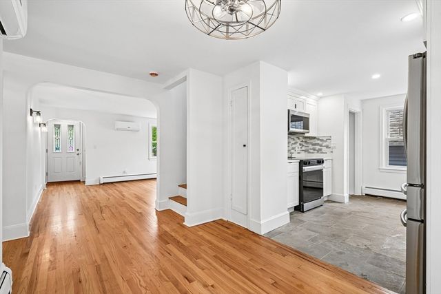 20 Doris Avenue, Portsmouth, NH 03801
