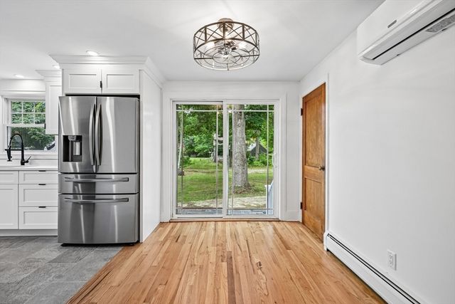 20 Doris Avenue, Portsmouth, NH 03801