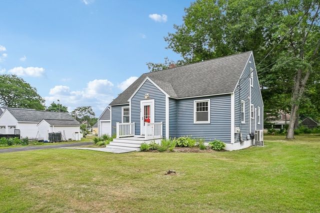 20 Doris Avenue, Portsmouth, NH 03801