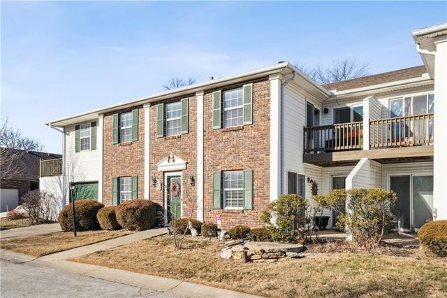 220 E Hansen Court, Independence, MO 64055