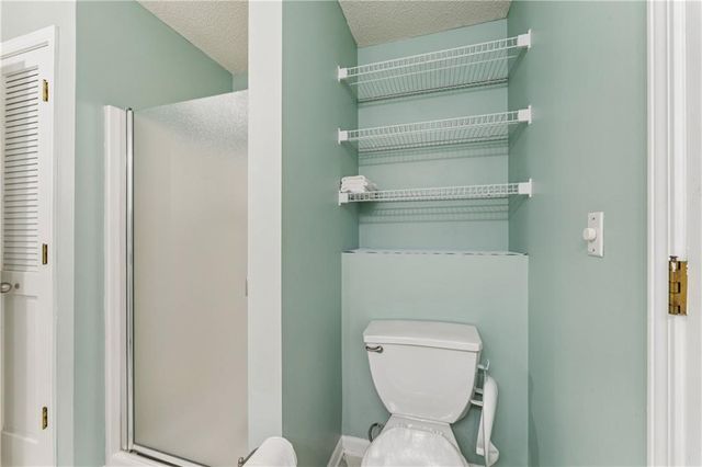 220 E Hansen Court, Independence, MO 64055