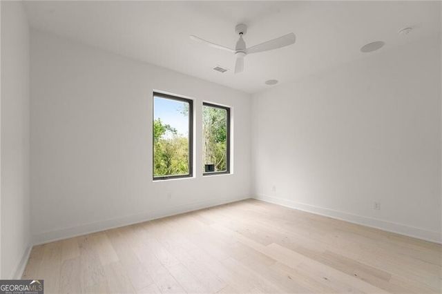 235 Winterberry Way NW, Roswell, GA 30075