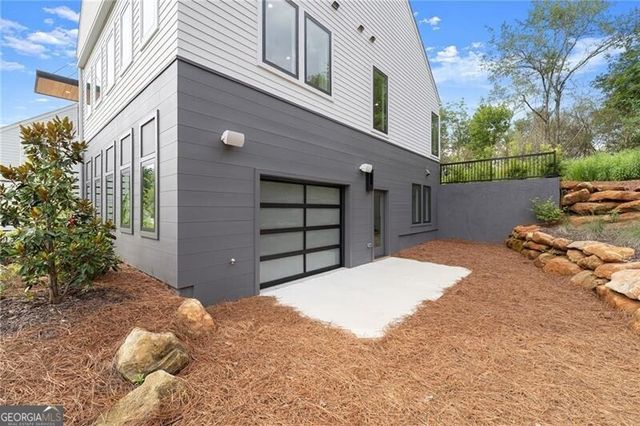 235 Winterberry Way NW, Roswell, GA 30075