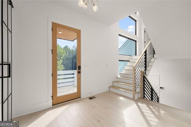 235 Winterberry Way NW, Roswell, GA 30075