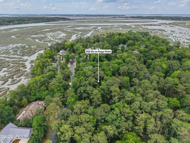 252 De La Gaye Point, Beaufort, SC 29902