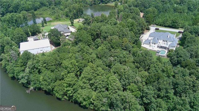 5221 Sandy Shores Court, Lithonia, GA 30038