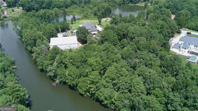 5221 Sandy Shores Court, Lithonia, GA 30038