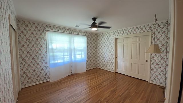 5443 S Marion Avenue E, Tulsa, OK 74135