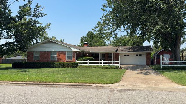 5443 S Marion Avenue E, Tulsa, OK 74135