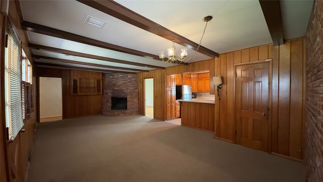 5443 S Marion Avenue E, Tulsa, OK 74135