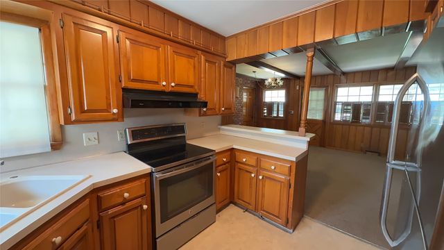 5443 S Marion Avenue E, Tulsa, OK 74135