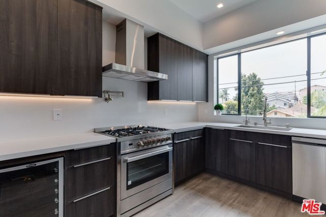 4830 W pickford Street, Los Angeles, CA 90019