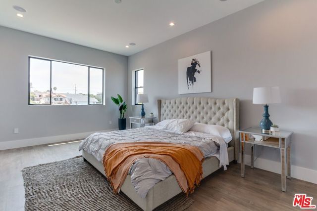 4830 W pickford Street, Los Angeles, CA 90019