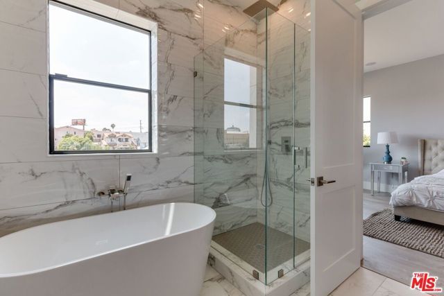 4830 W pickford Street, Los Angeles, CA 90019