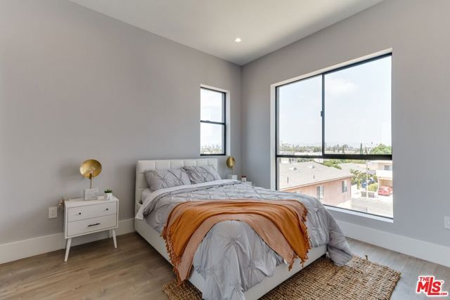 4830 W pickford Street, Los Angeles, CA 90019