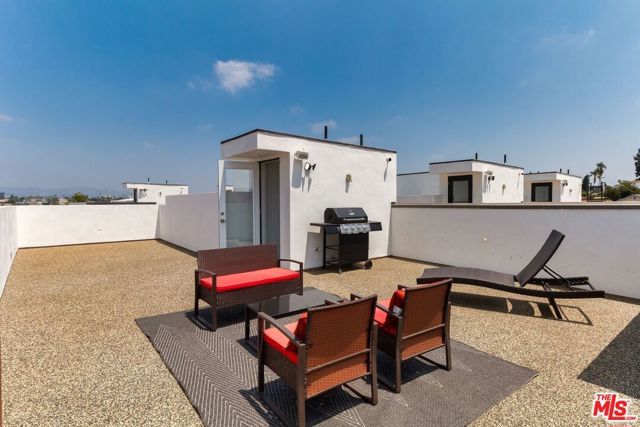 4830 W pickford Street, Los Angeles, CA 90019