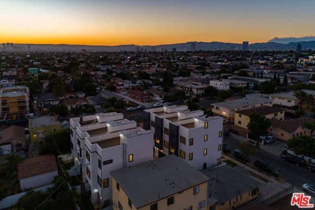 4830 W pickford Street, Los Angeles, CA 90019