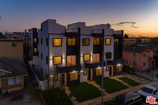 4830 W pickford Street, Los Angeles, CA 90019