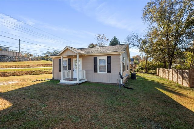 134 Marshall Avenue, Seneca, SC 29678