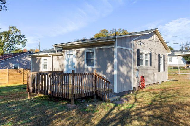 134 Marshall Avenue, Seneca, SC 29678
