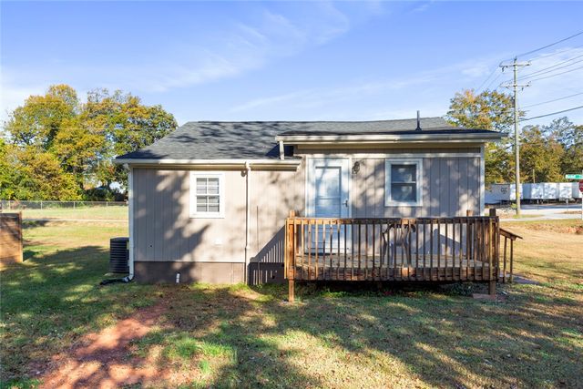 134 Marshall Avenue, Seneca, SC 29678