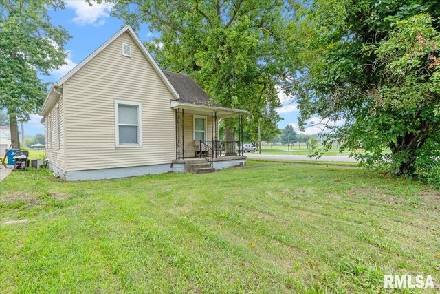 1920 S 7TH Street, Springfield, IL 62703