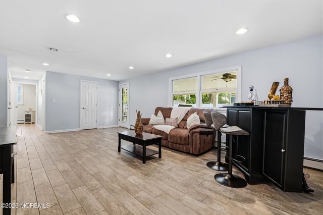 14 Lynn Drive, Ocean Twp, NJ 07712