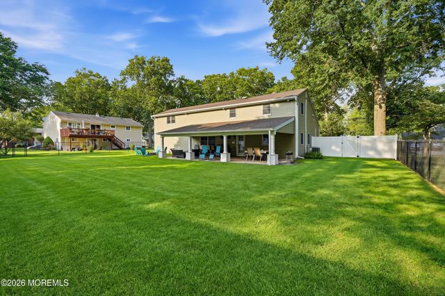 14 Lynn Drive, Ocean Twp, NJ 07712
