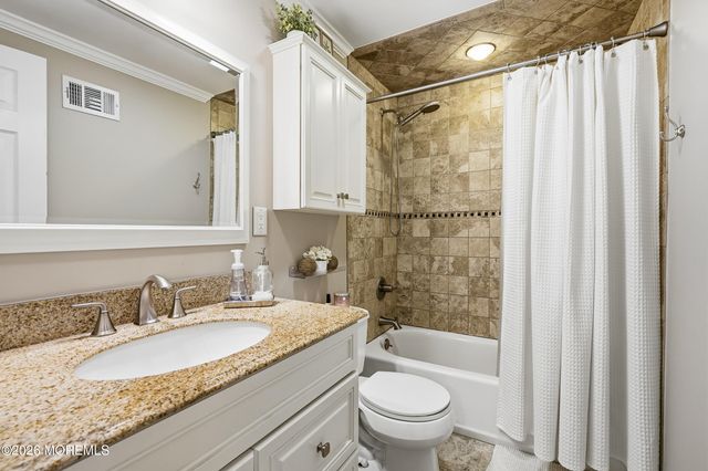 14 Lynn Drive, Ocean Twp, NJ 07712