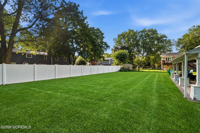 14 Lynn Drive, Ocean Twp, NJ 07712