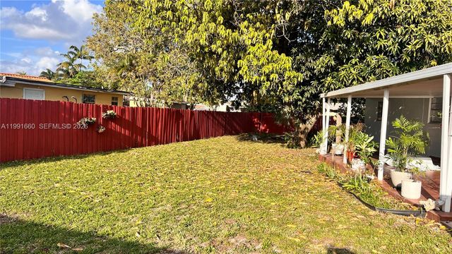 4443 NW 179th Ter, Miami Gardens, FL 33055