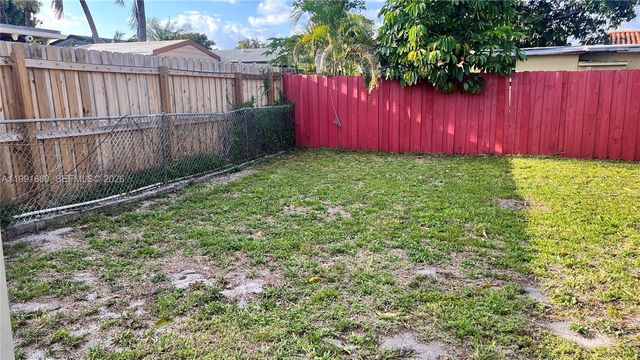 4443 NW 179th Ter, Miami Gardens, FL 33055