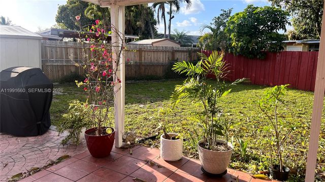 4443 NW 179th Ter, Miami Gardens, FL 33055