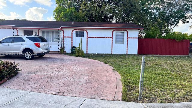 4443 NW 179th Ter, Miami Gardens, FL 33055