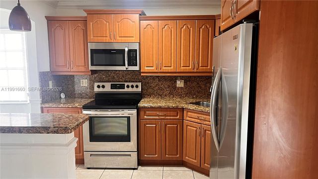 4443 NW 179th Ter, Miami Gardens, FL 33055